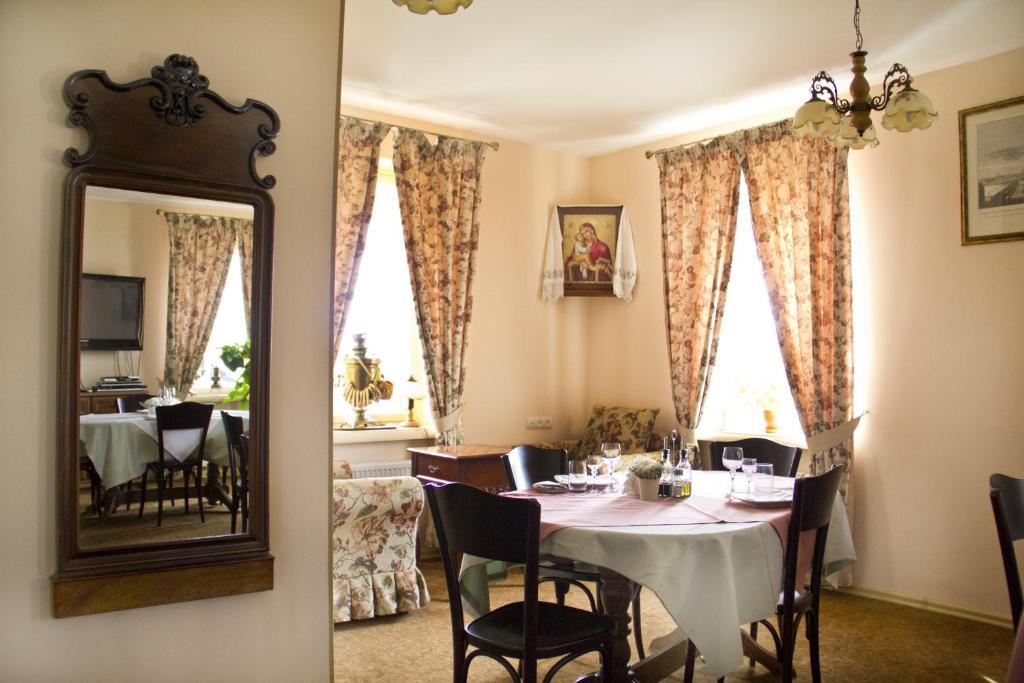 U Pokrovki Guest House Pskov Luaran gambar